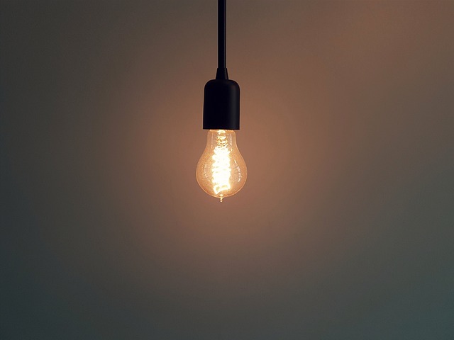 Fem fordele ved at installere en lampeskinne i din arbejdsplads